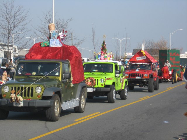 Christmas Parade 2012.jpg